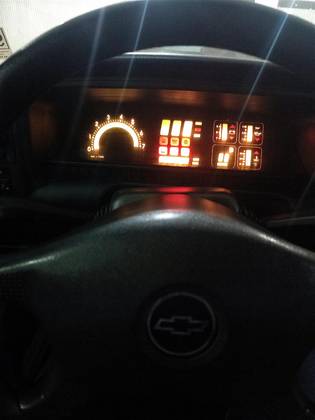 CHEVROLET OMEGA 2.0 MPFI GLS 8V GASOLINA 4P MANUAL CHEVROLET OMEGA 2.0 MPFI GLS 8V GASOLINA 4P MANUAL